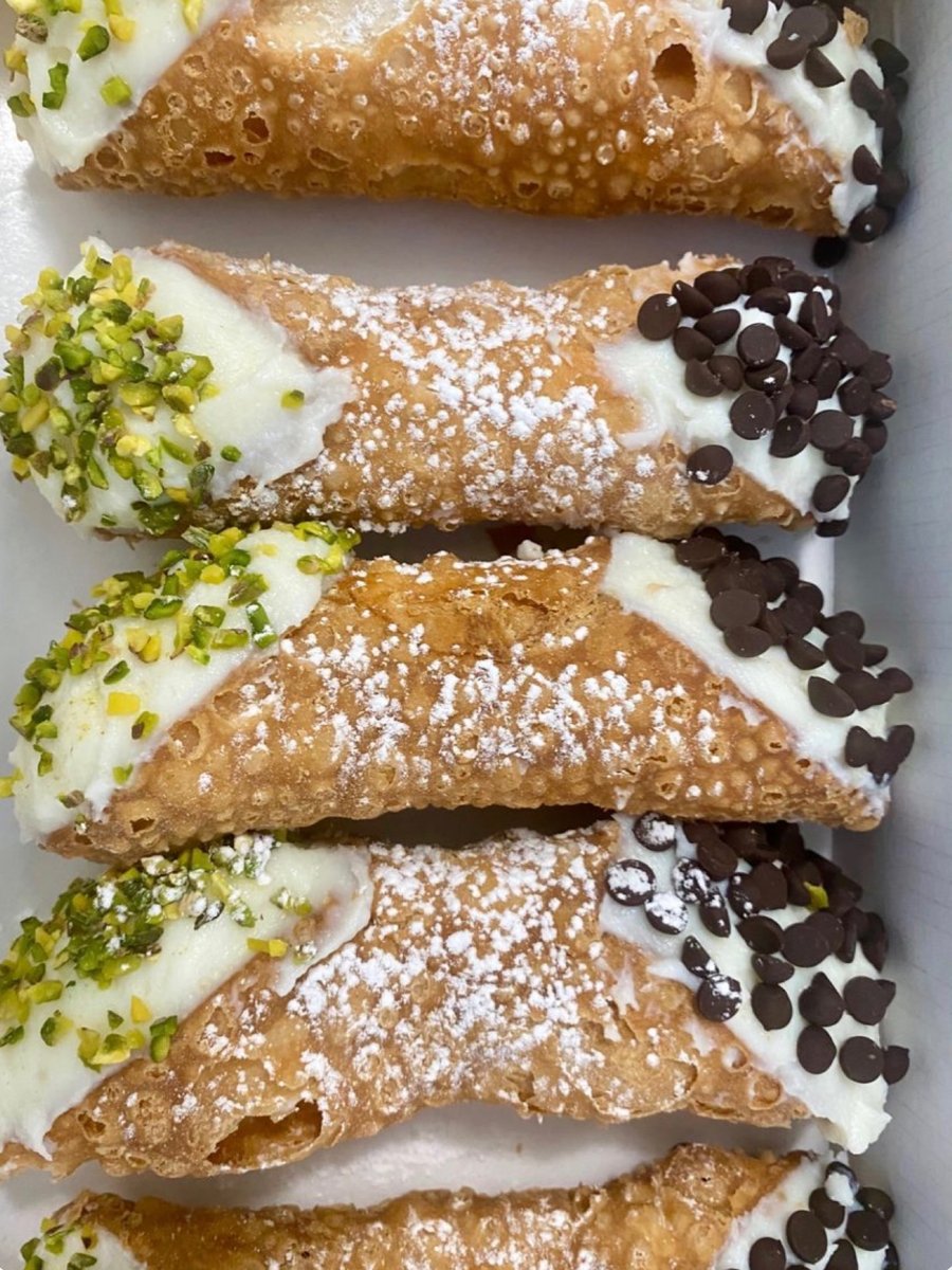 Cannoli siciliens pistache et chocolat